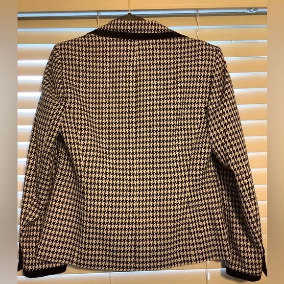 Nipon Boutique Blazer - Picture 3 of 11